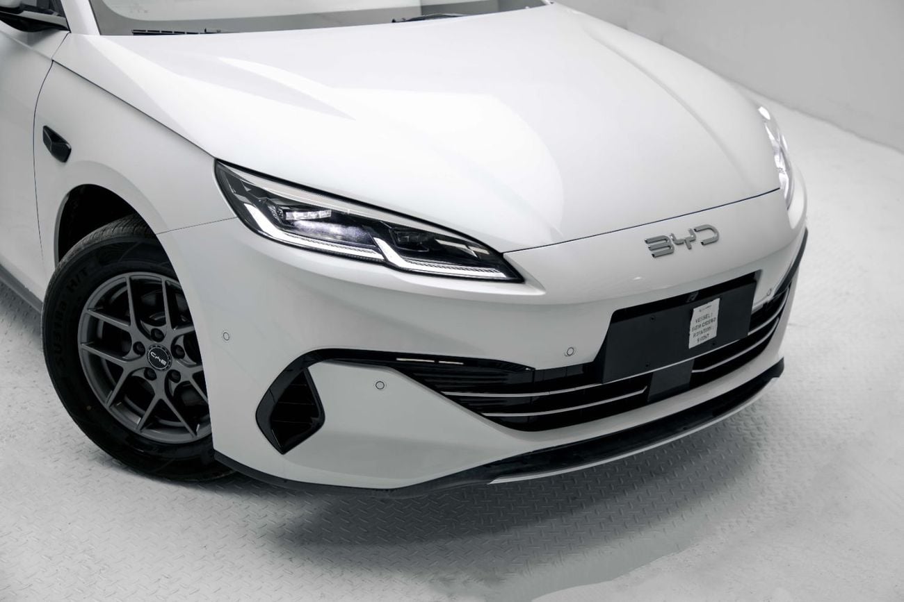 بي واي دي سيل 06 دي إم-آي ID Luxury 1.5L - White Inside Grey | Export Only