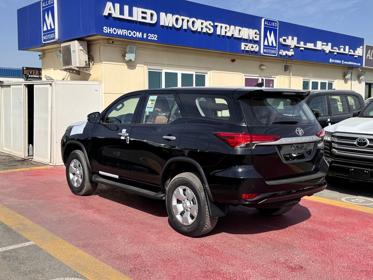 Toyota Fortuner 2025 7-Seats GCC 4X4 2.4L Diesel A/T Brand New 0Km