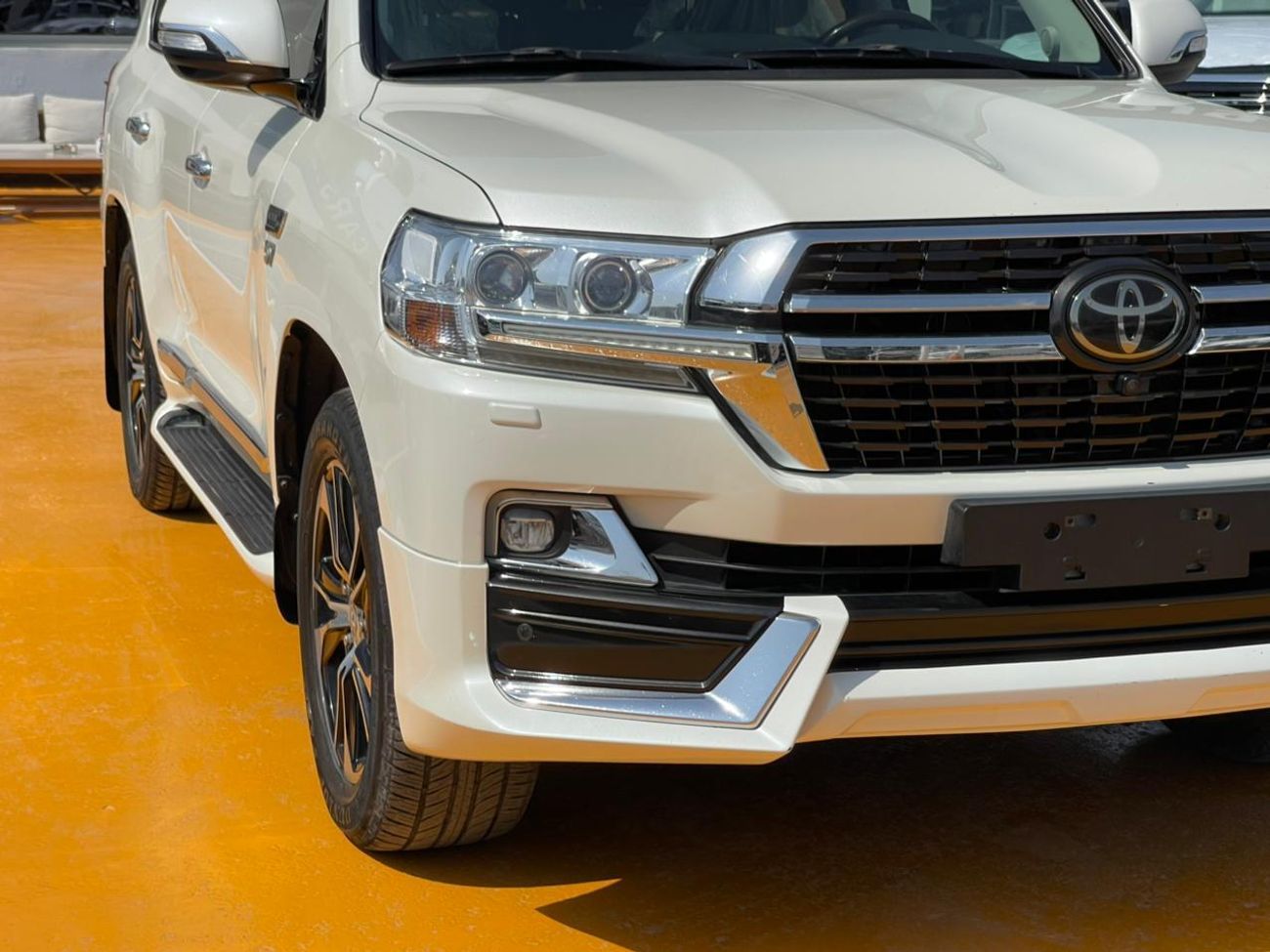 تويوتا لاند كروزر Toyota Land Cruiser VXS Grand Touring 2021 V8 5.7L