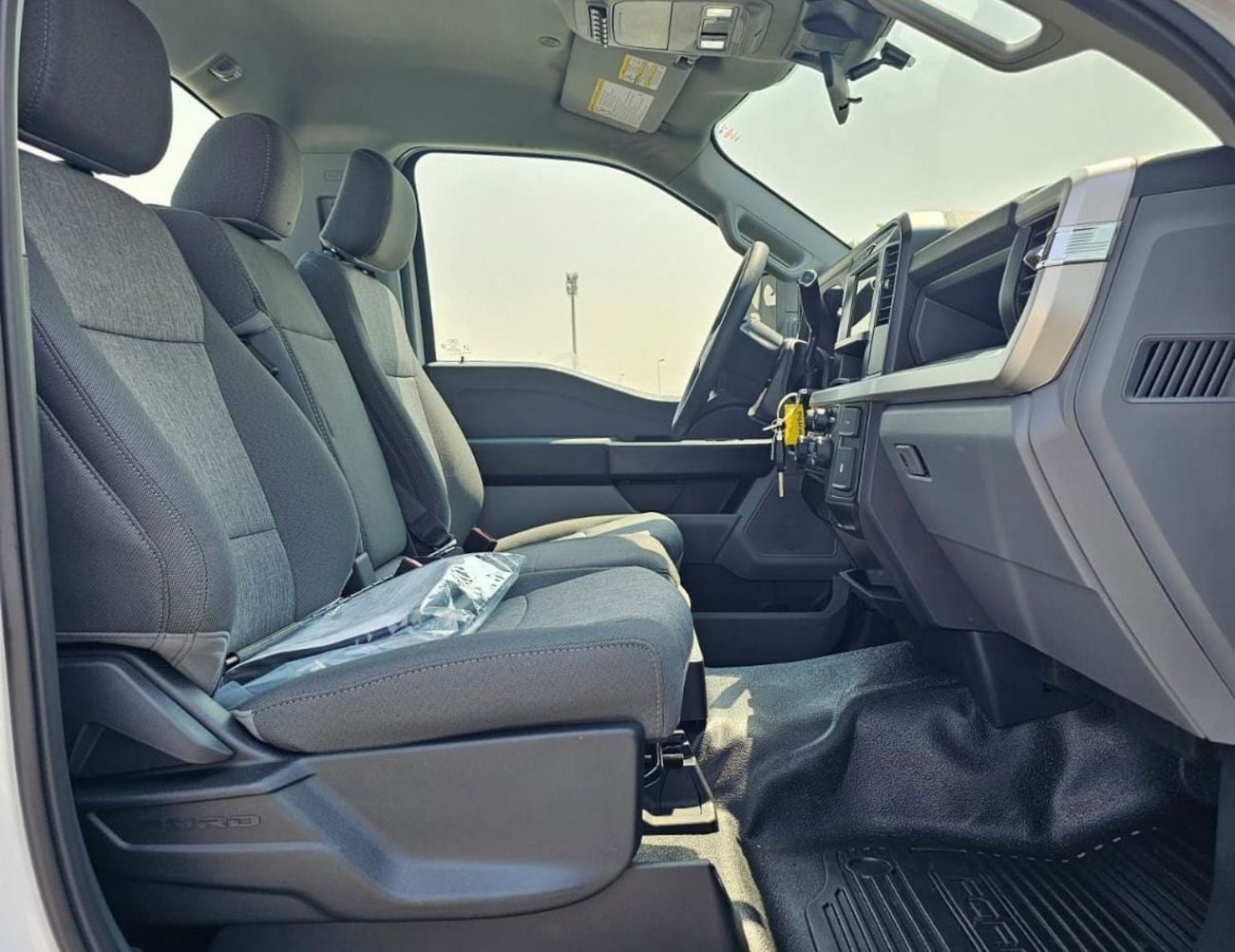 Ford F-550 F-550 FORD XL F550 CHASSIS SINGLE CABIN || 6.7L V8 DIESEL A/T 4WD | 145 DUAL BATTERY PAYLOAD PLUS TRAILER