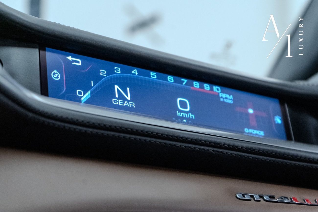 فيراري جي تي سي 4  لوسو 2017 Ferrari GTC4Lusso T Hatchback, Full Service History, GCC Spec