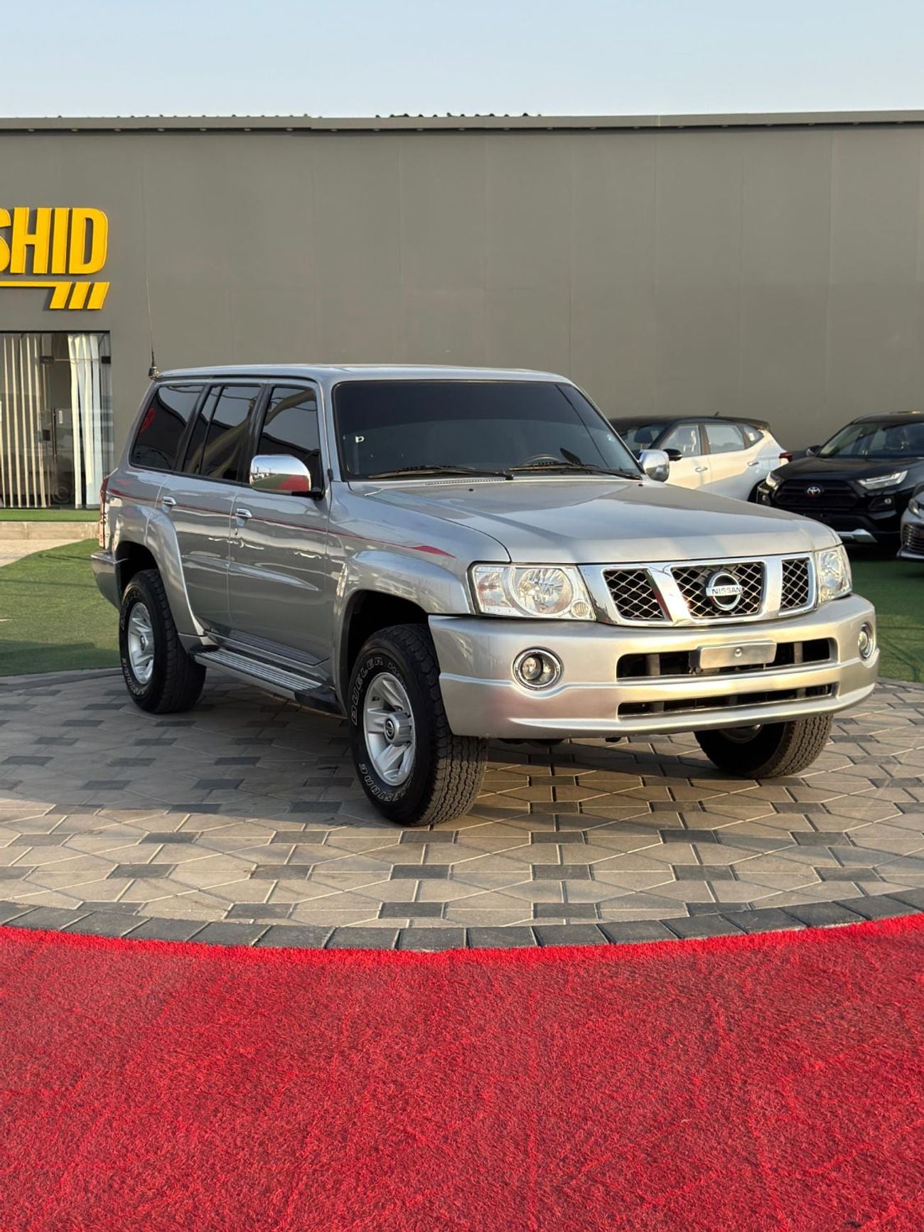 Nissan Patrol HT SAFARI