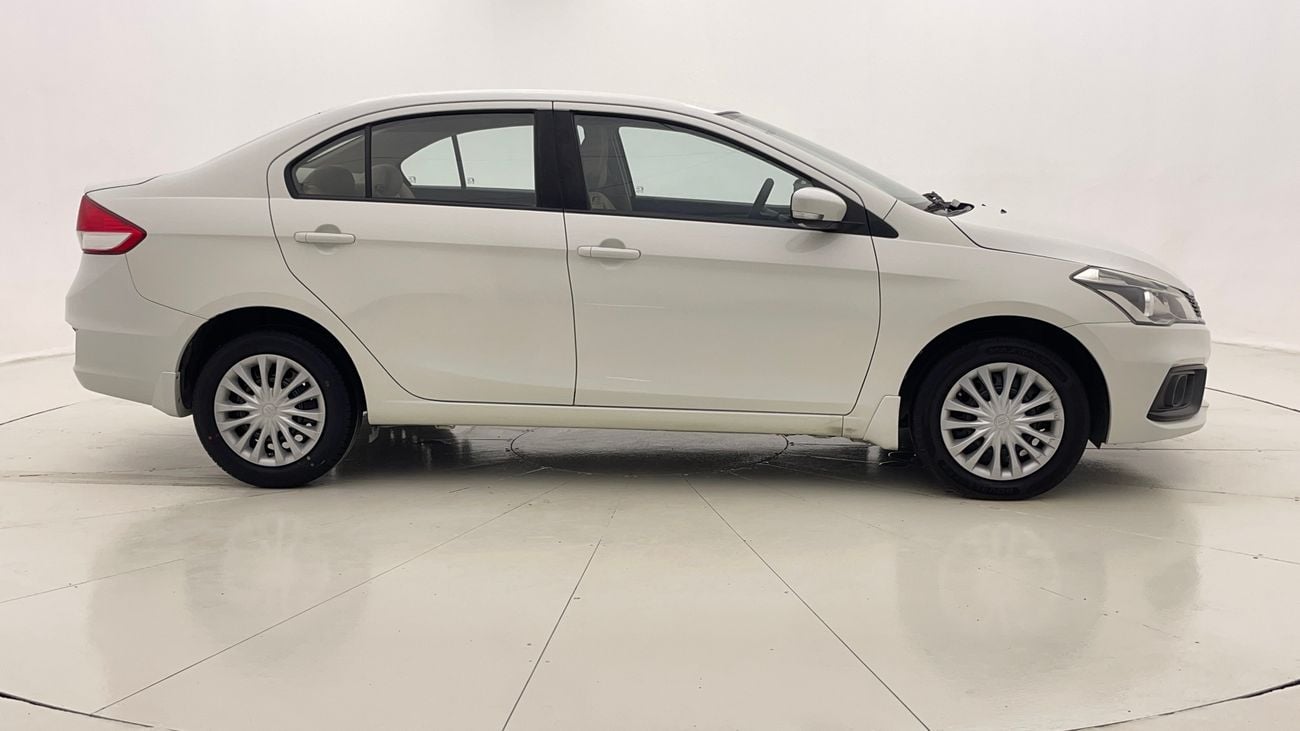 سوزوكي سياز GL 1.5 | بدون دفعة مقدمة | اختبار القيادة في المنزل