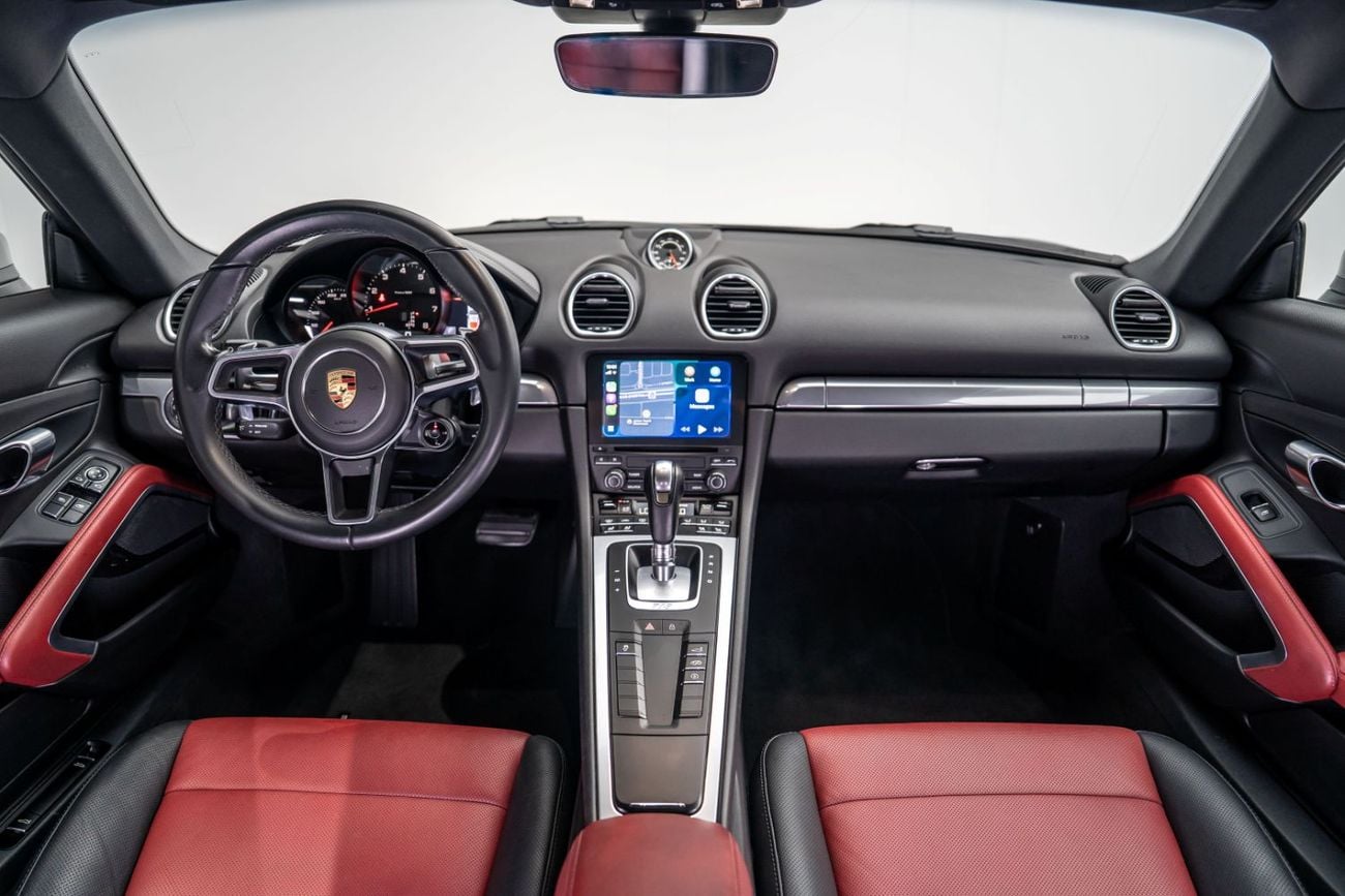 Porsche 718 Cayman