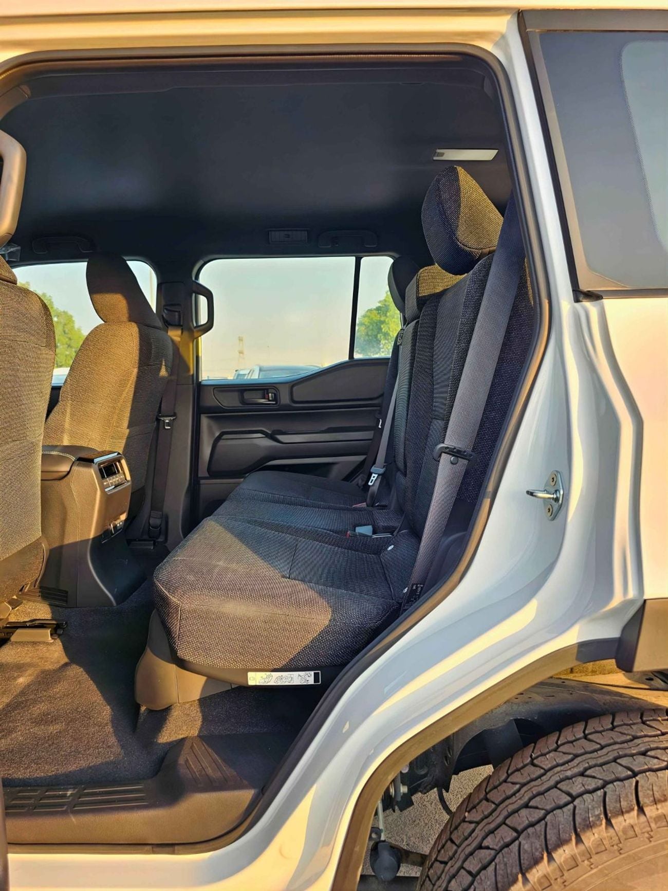 Toyota Prado LC250 URBAN / 2.4L PETROL 4WD / DVD+CAMERA / COOL BOX / FABRIC SEATS (CODE # PR24U)