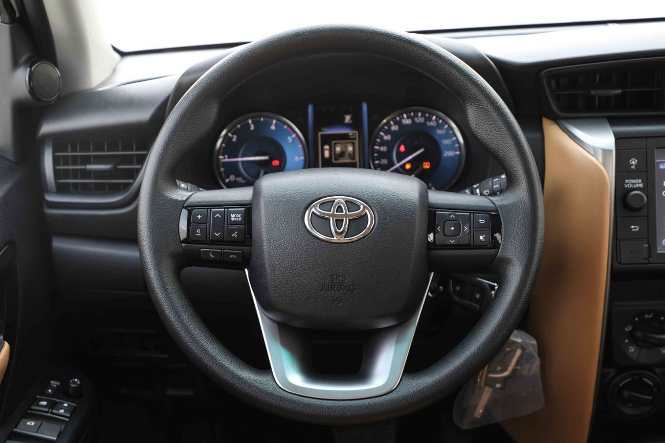 Toyota Fortuner 2023 Toyota Fortuner 4X4 2.4 Low - Platinum White Pearl inside Chamois | Export Only