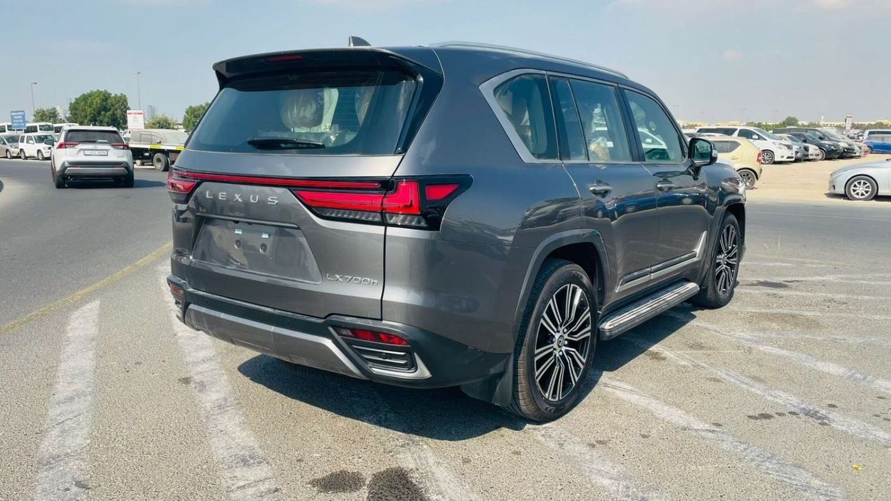 Lexus LX700h Signature