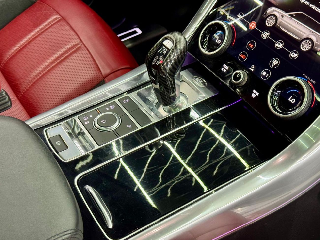 لاند روفر رينج روفر سبورت HSE Dynamic 3.0L 2020 Range Rover Sport HSE Dynamic, Warranty, Excellent Condition, GCC