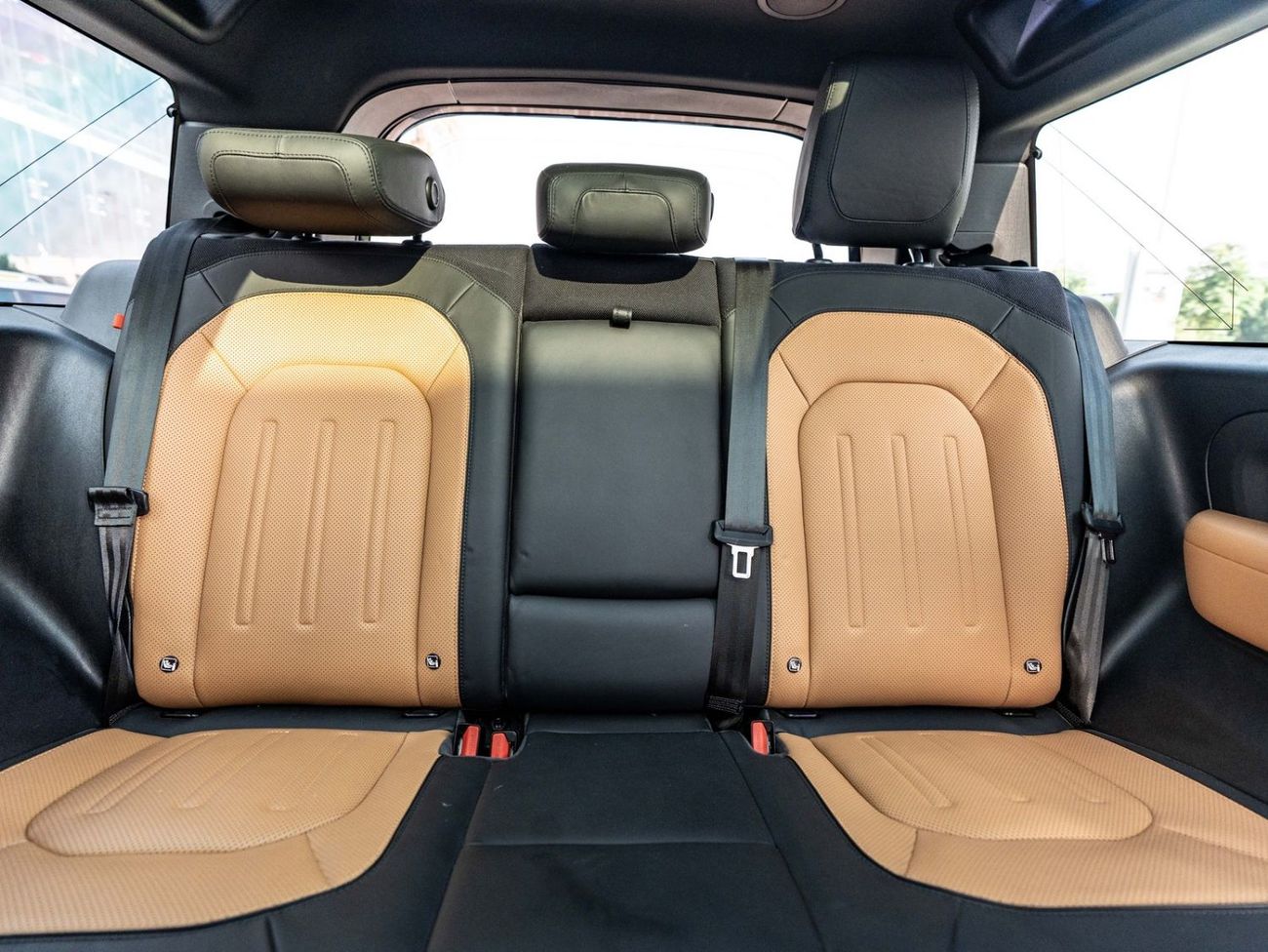 لاند روفر ديفندر 90 X P400 3.0L