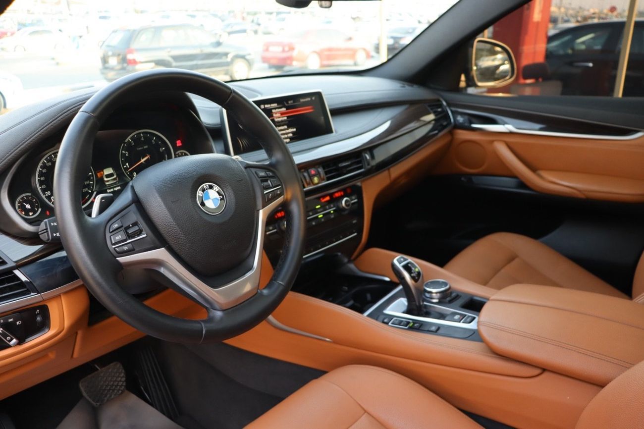 BMW X6 35i Executive 3.0L BMW X6 X-Drive 35i / GCC / 2016 / Free Accident / First Owner / 85,000KM