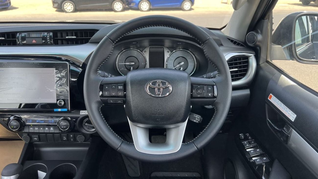 تويوتا هيلوكس S GLX 2.8L 4WD A/T