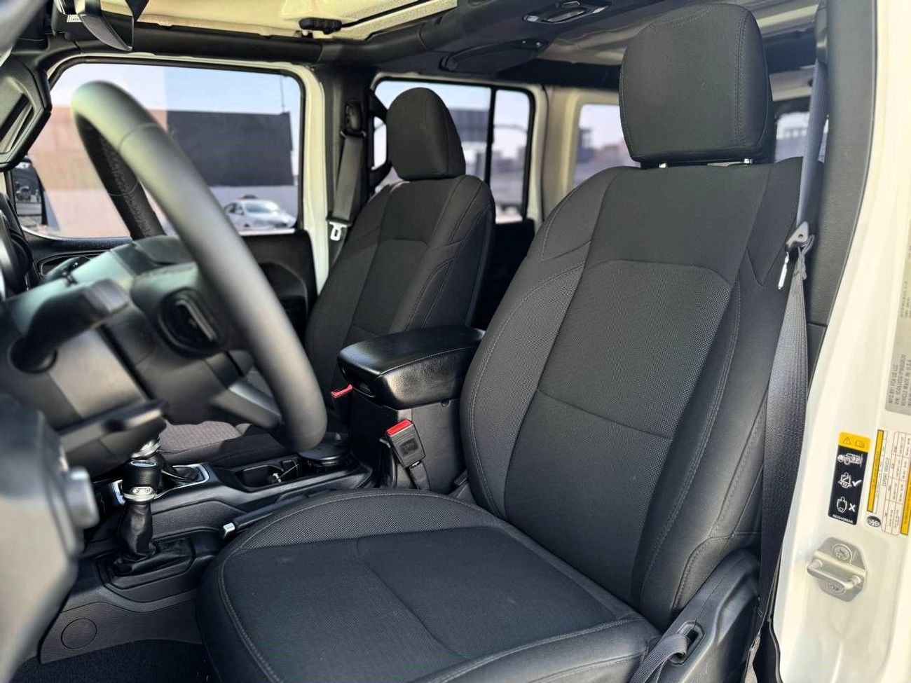 Jeep Wrangler Unlimited Sport 3.6L A/T