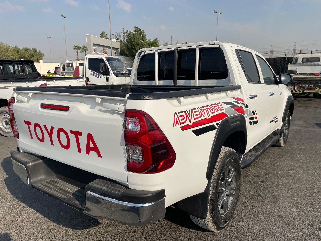 تويوتا هيلوكس S GLX 2.4L AWD A/T