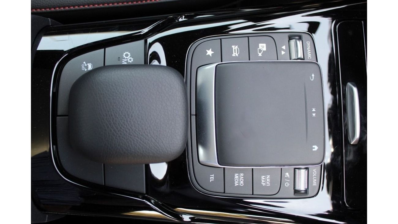 مرسيدس بنز A 35 AMG MERCEDES A35 AMG SPORT PREMIUM PLUS 2.0TC FULL OPTION 2023 GCC LOW MILEAGE WITH AGENCY WARRANTY IN B