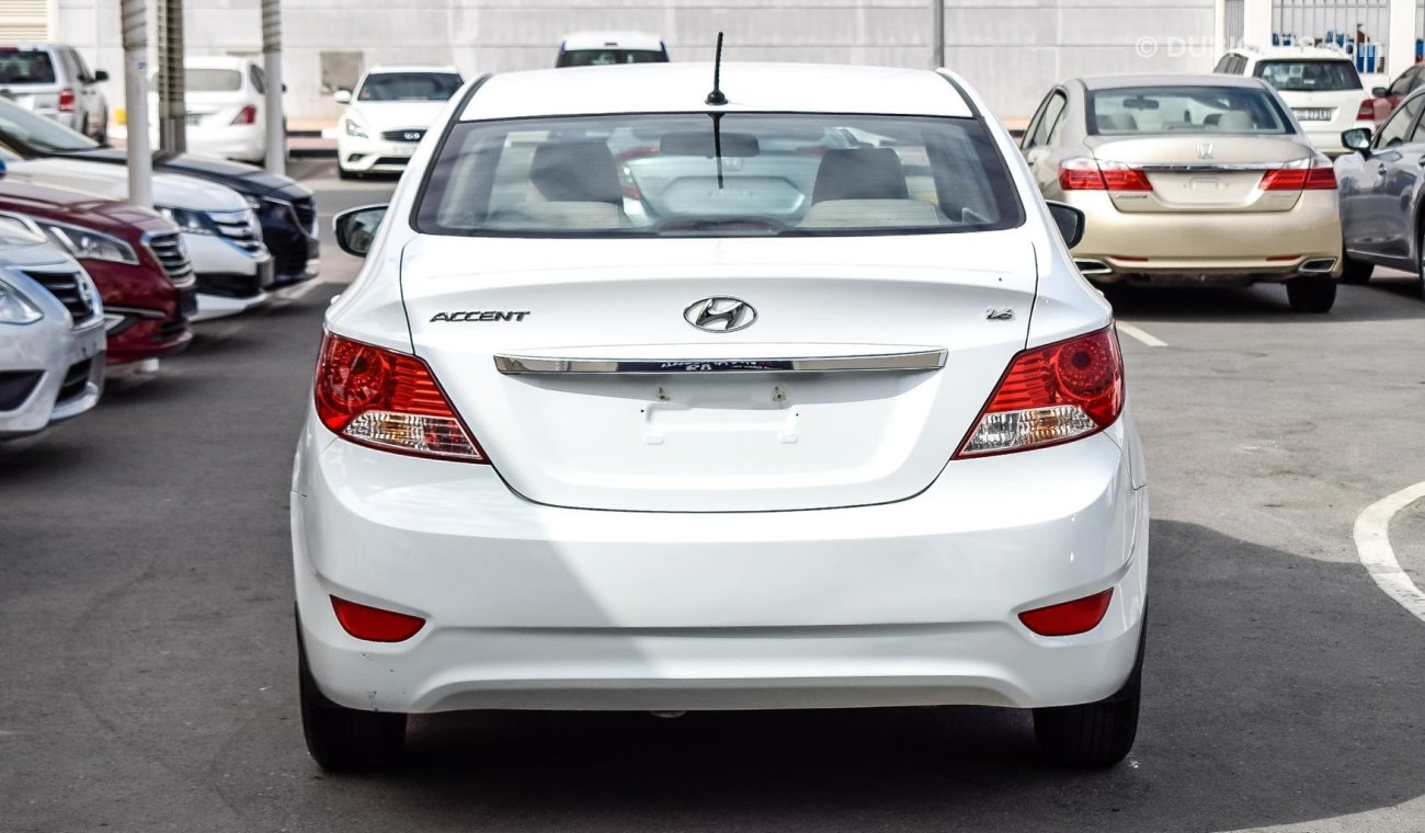 Hyundai Accent