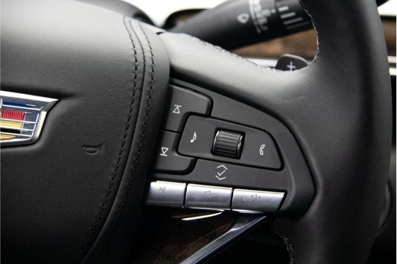 Cadillac Escalade CADILLAC ESCALADE 4WD PREMIUM LUXURY PLATINUM 2023 | 318000 AED EXPORT PRICE