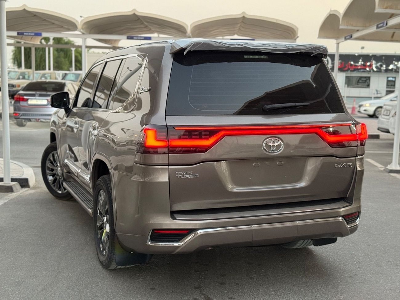 Toyota Land Cruiser GXR+ 4.0L