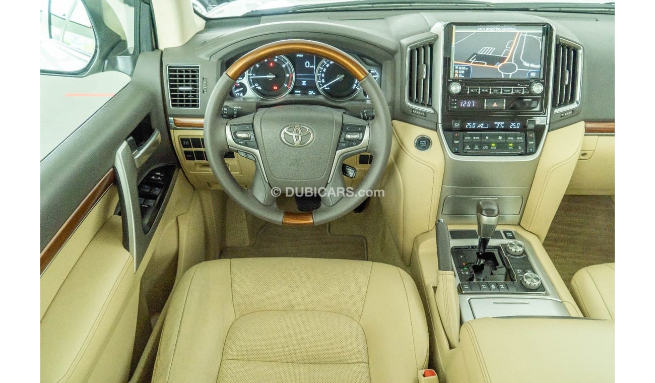 تويوتا لاند كروزر 2017 Toyota Land Cruiser VXR Xtreme Full Option 5.7L V8 / Toyota Warranty & Full Toyota Service Hist