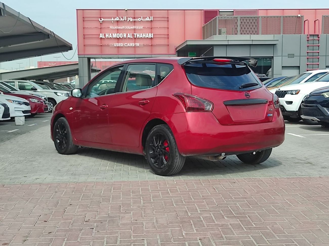 Nissan Tiida Nissan tida 2016 gcc full automatic