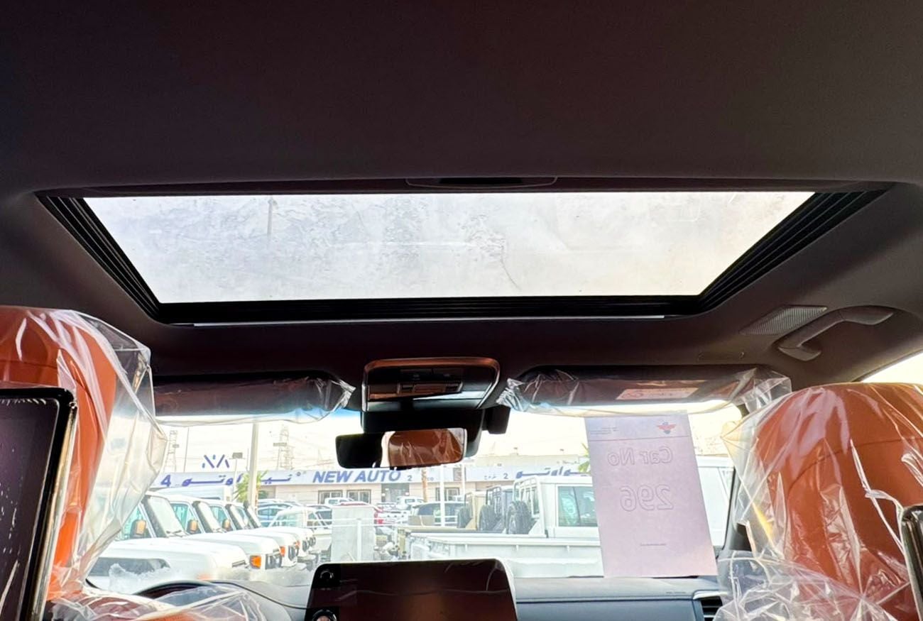 لكزس LX 700h VIP