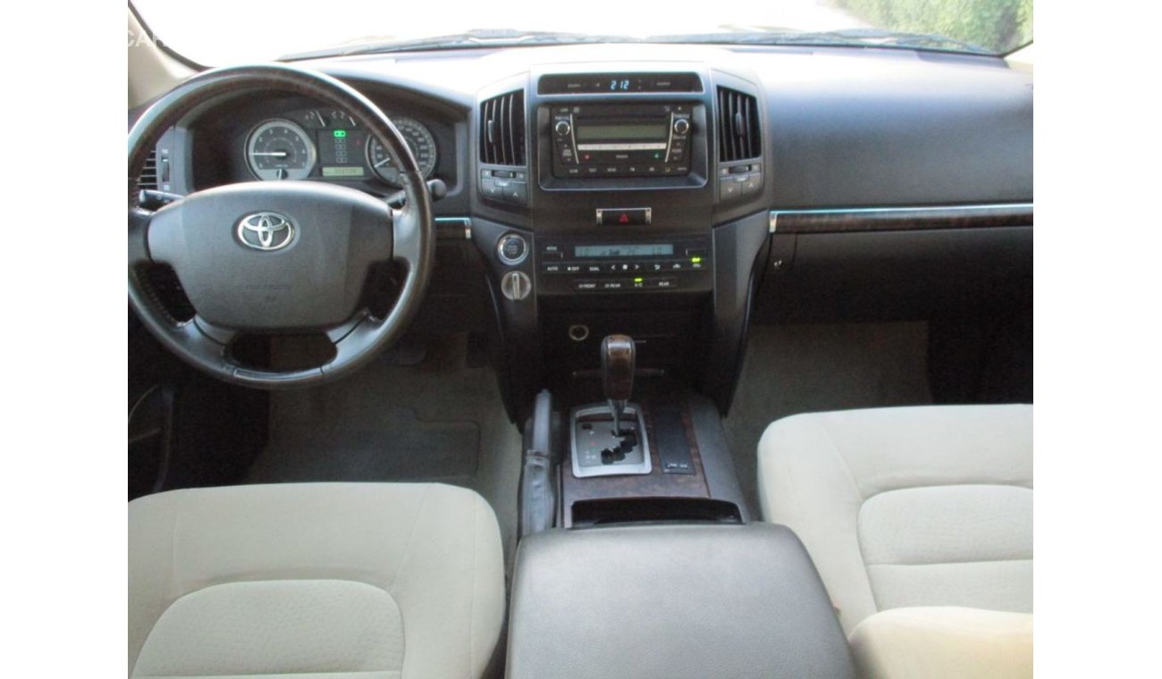 Toyota Land Cruiser TOYOTA LAND CRUISER GXR 2011  V6 GULF SPACE FULL AUTOMATIC