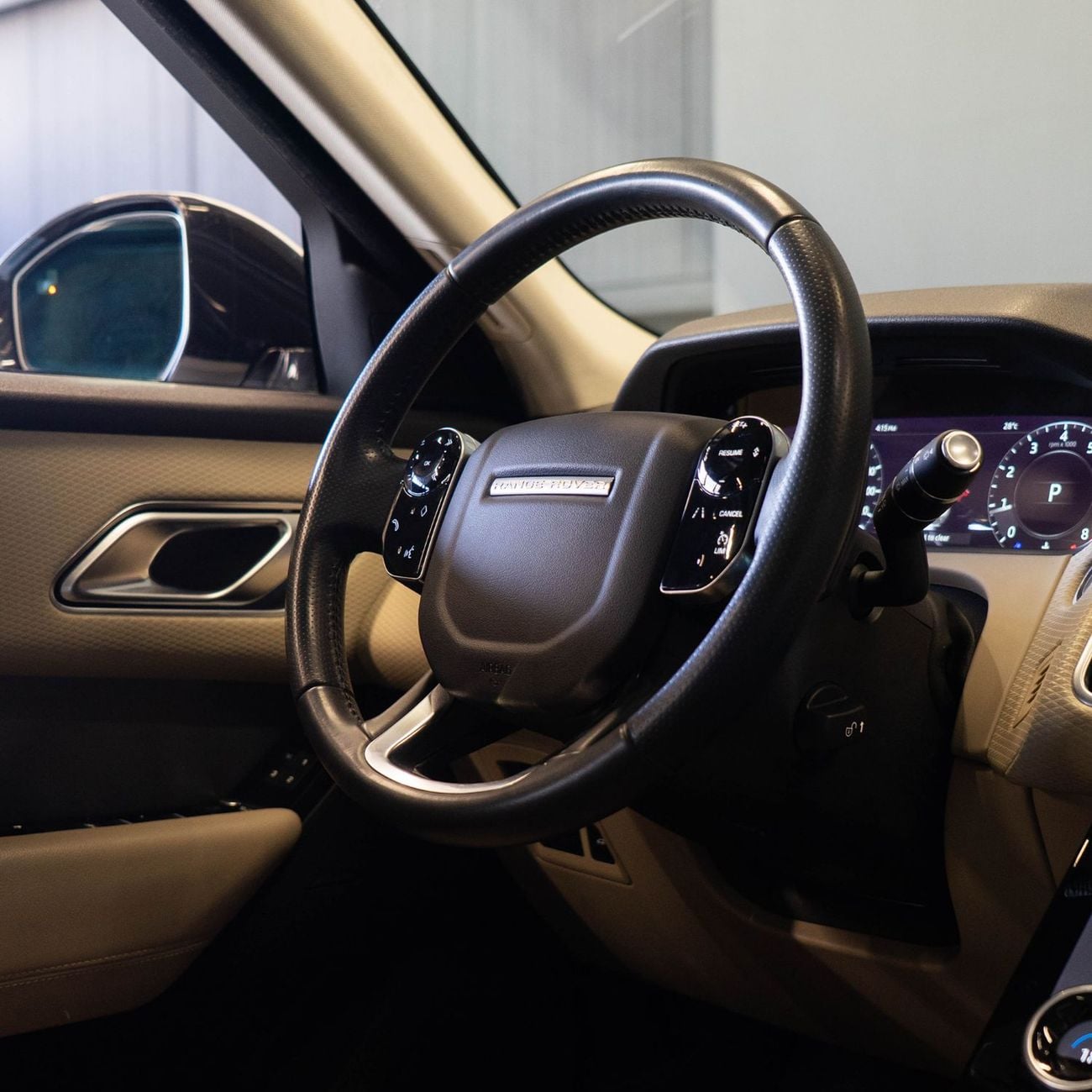 لاند روفر رينج روفر فيلار 2,107 P.M • 0% Downpayment • Range Rover Velar P250 S • 1 Year Warranty