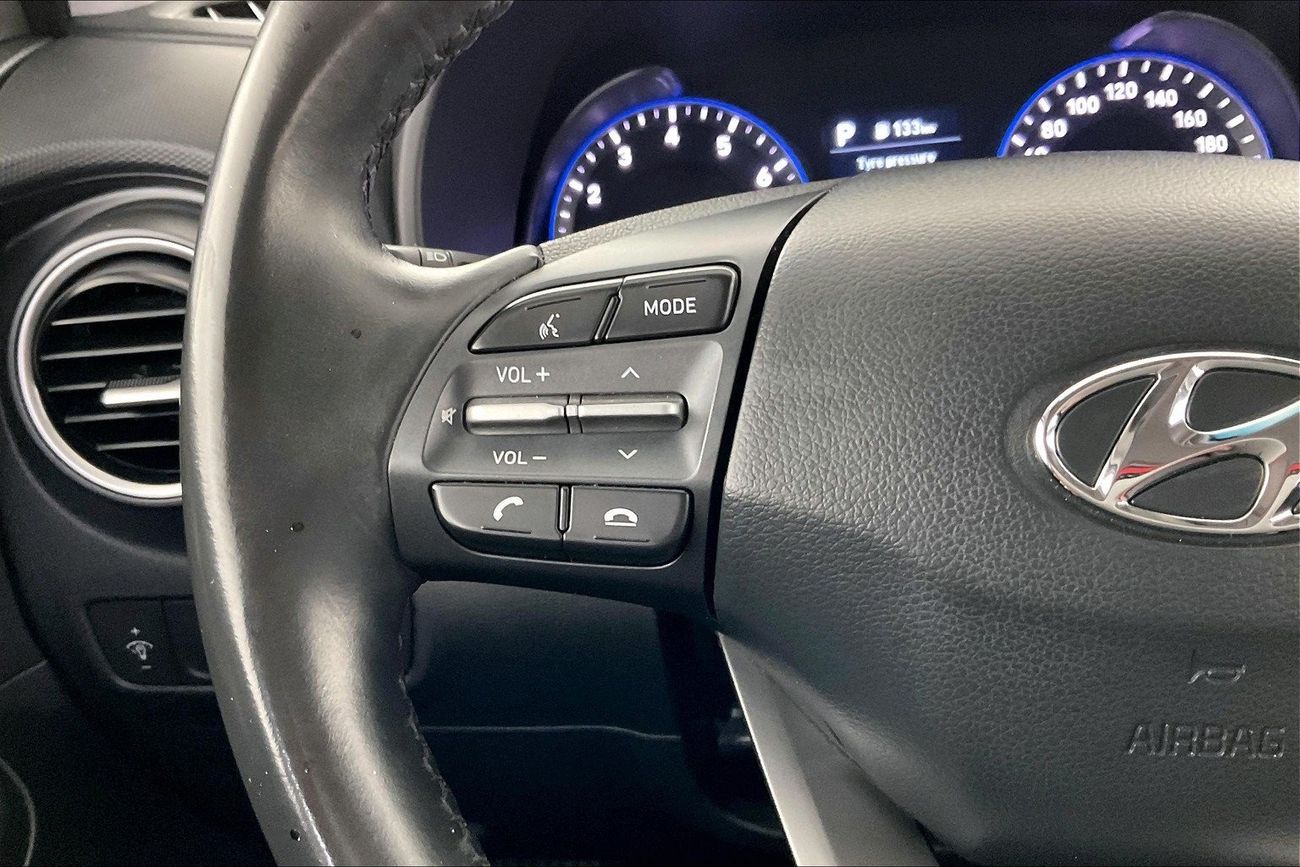 Lexus UX200 Premier | 1 year free warranty | 0 Down Payment