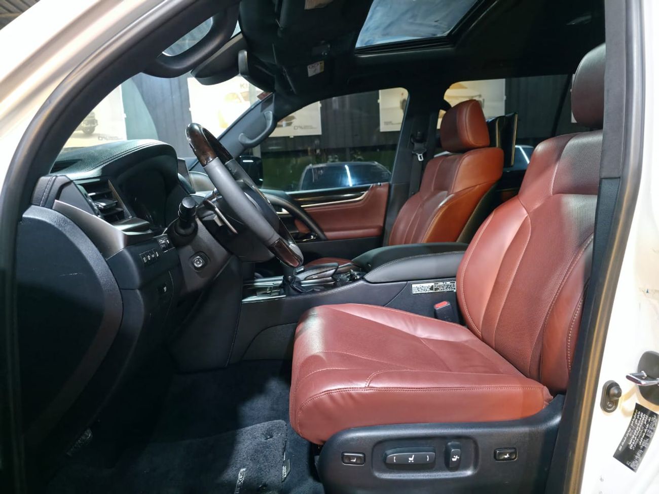 لكزس LX 570 Sport Platinum 5.7L