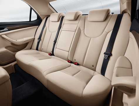 MG 360 interior - Seats