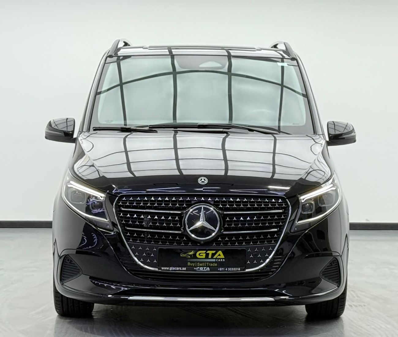 Mercedes-Benz V 300 2025 Mercedes Benz V300, 2026 Mercedes Warranty, Full MB Service History, Excellent Condition, GCC