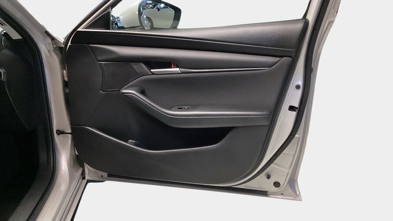 Mazda 3 2.0 SELECT AUTO | Guaranteed Warranty | 0 Down Payment