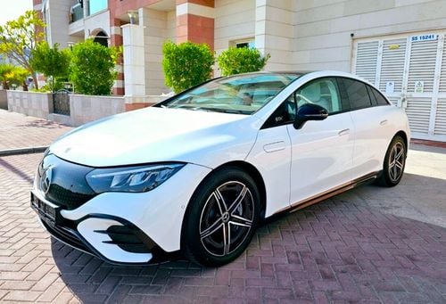 Mercedes-Benz EQE 300