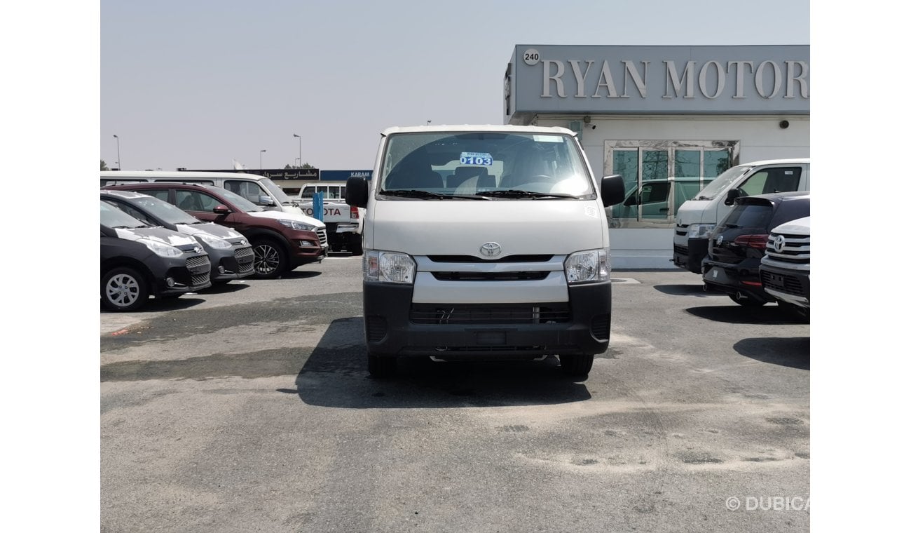 Toyota Hiace Standard ROOF MANUAL TRANSMISSION 2020 MODEL 15 SEATS 2.7L ENGINE ONLY FOR EXPORT VERY GOOD PRICE...