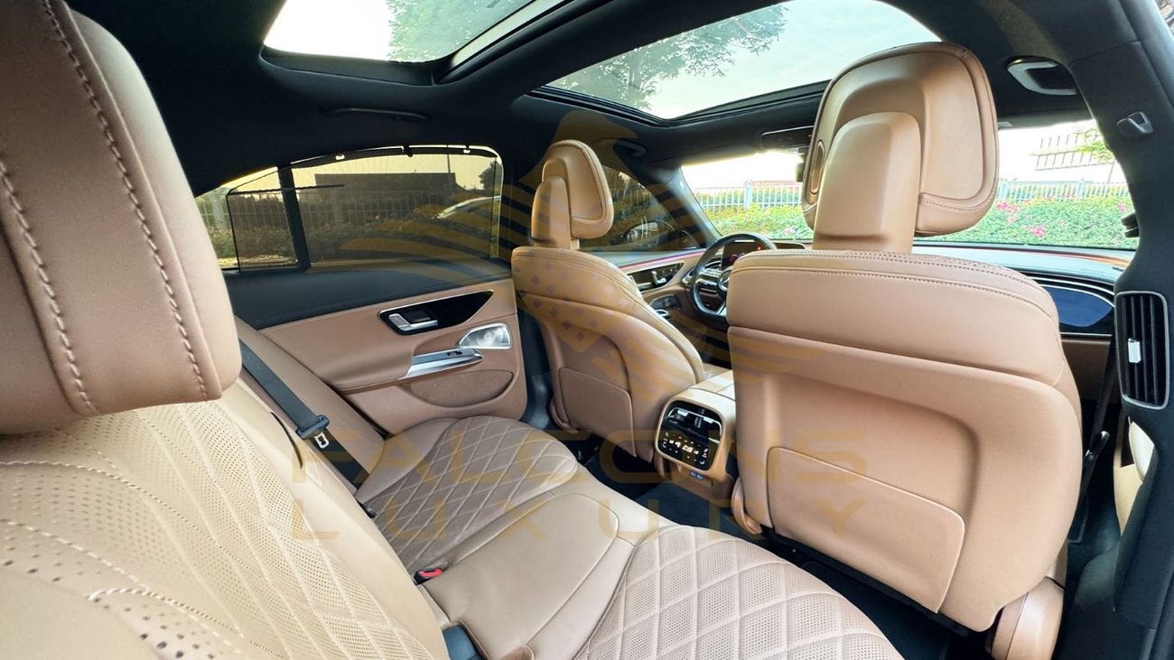 Mercedes Benz E300 AMG Mercedes-Benz E-Class E 300 2025 GCC Specs ORIGINAL PAINT Full service history