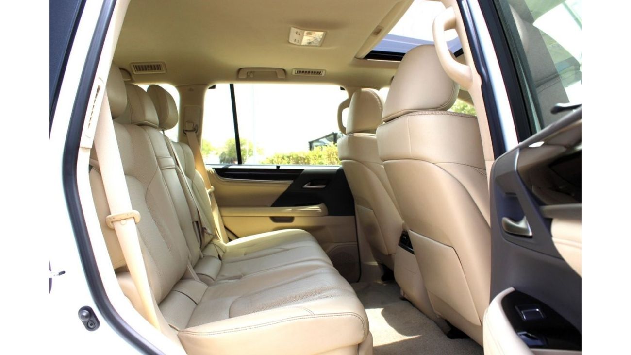Lexus LX 570 Platinum LEXUS LX570 2020 GCC LOW MILEAGE WITH AGENCY SERVICE IN MINT CONDITION