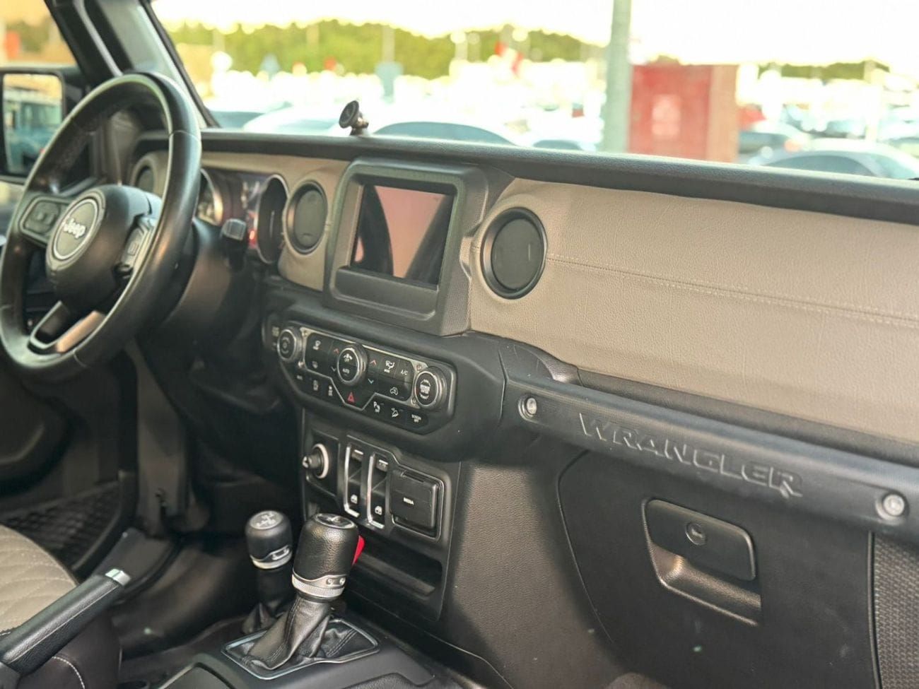 جيب رانجلر Jeep wrangler V6 2door MY2019 GCC