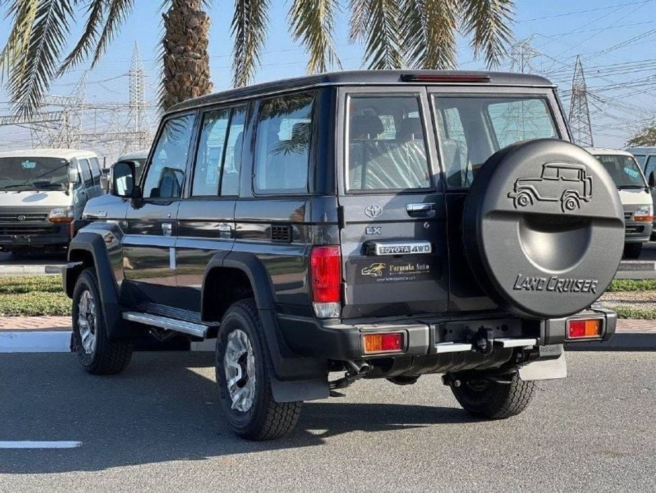 Toyota Land Cruiser 70 LC76 2.8L DSL A/T // 2024 // FULL OPTION WITH RADAR , CRUISE CONTROL , DVD&REAR CAMERA // SPECIAL OF