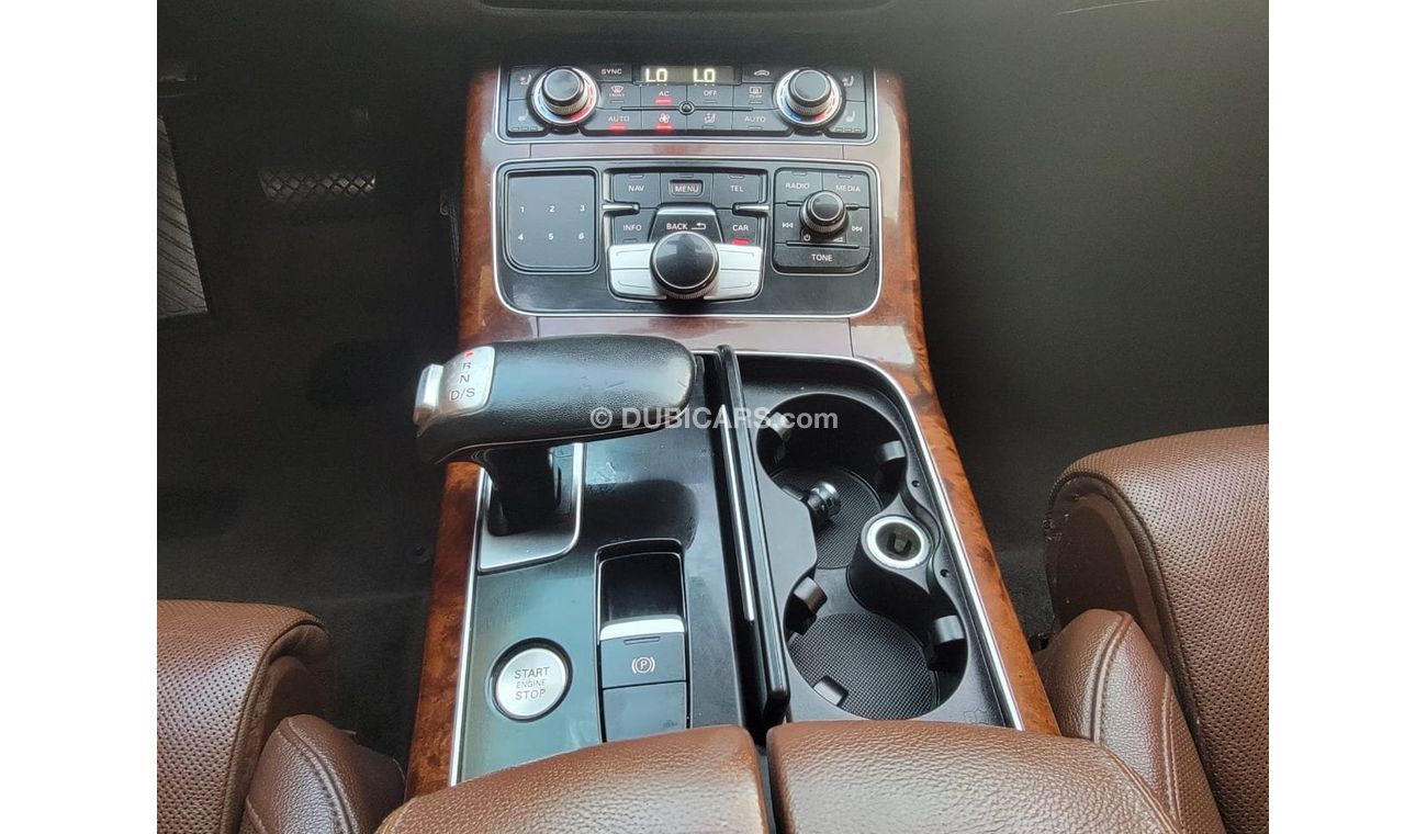 أودي A8 2011 audi A8  8 cylinder  197000 km gulf specs