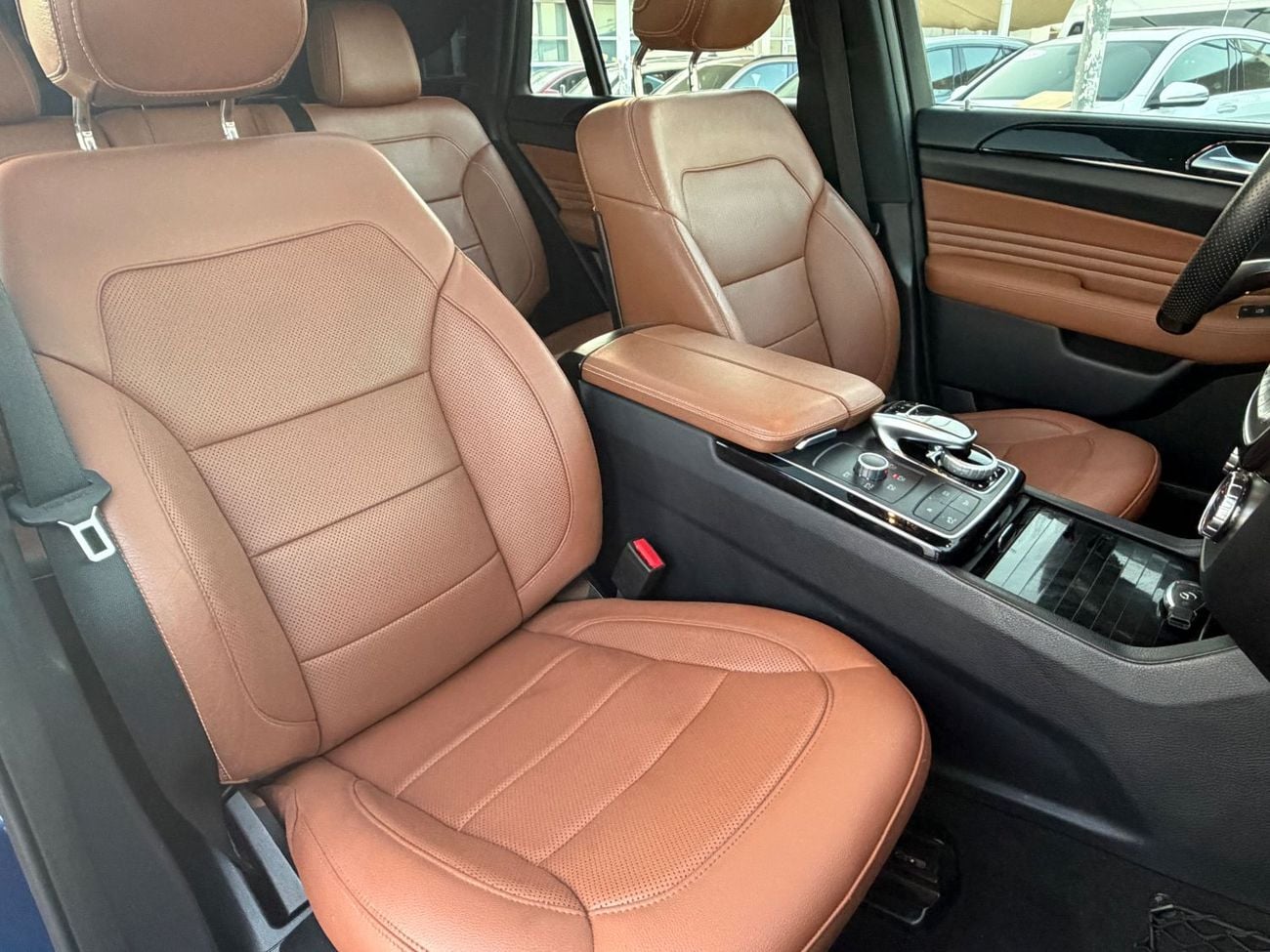 مرسيدس بنز GLE 43 AMG STD