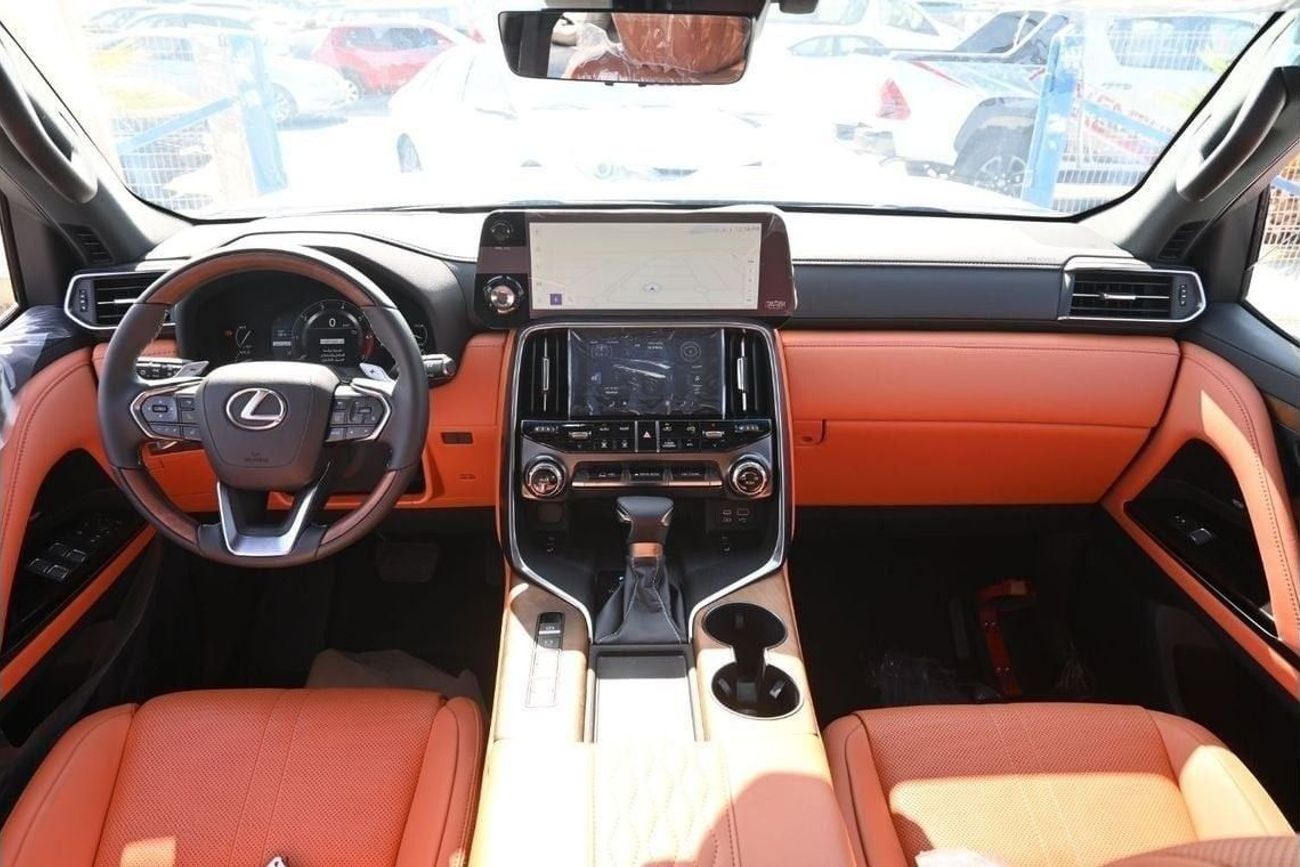 لكزس LX 600 Lexus LX600 VIP w/Black Pkg 3.5L Twin-Turbo V6, Petrol Model 2024, Color Black