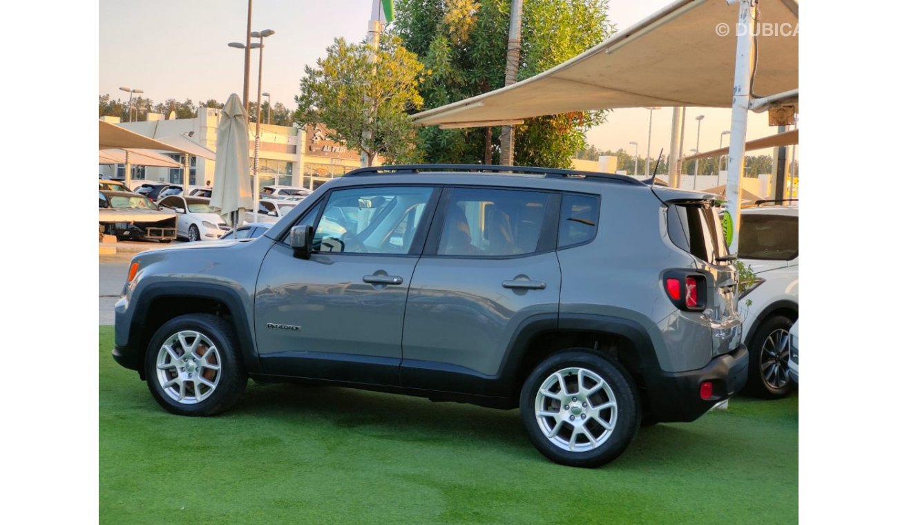 Jeep Renegade VCC 2400 SECOND OPTION VERY GOOD CONDITION / 2020 MODEL / LOAN AVAILABLE