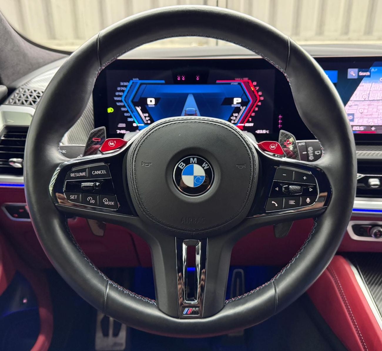 بي أم دبليو XM 4.4L, Twin Turbo V8 +Electric motor,653Hp,8-Speed Automatic ,AWD