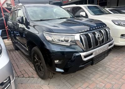 تويوتا برادو LHD VXR (Top of the Option) 4.0L V6 1GR Petrol engine Automatic Gear 4WD 7 Seats 5 Door