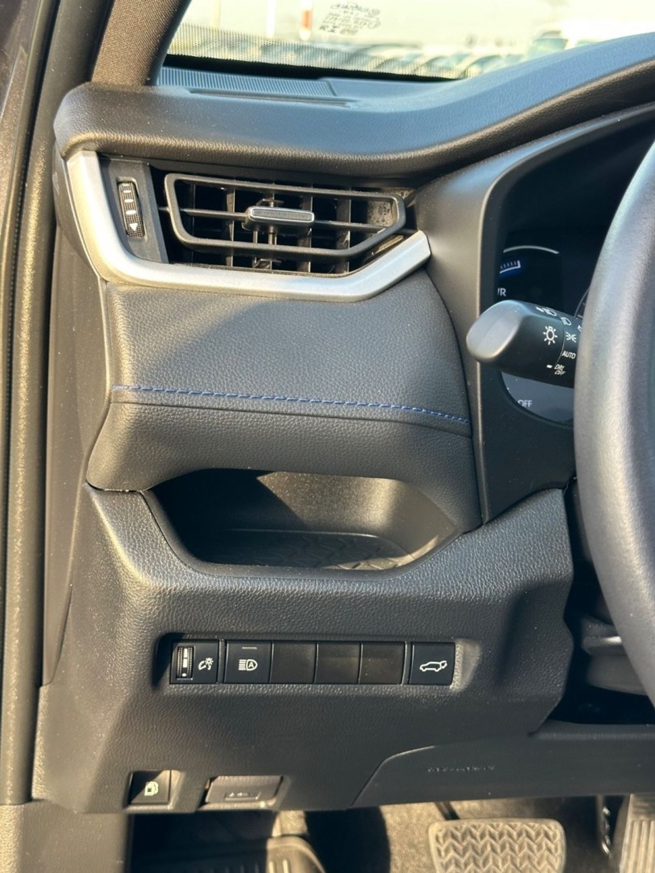 تويوتا راف ٤ Hybrid TOYOTA RAV4 XSE Full Option