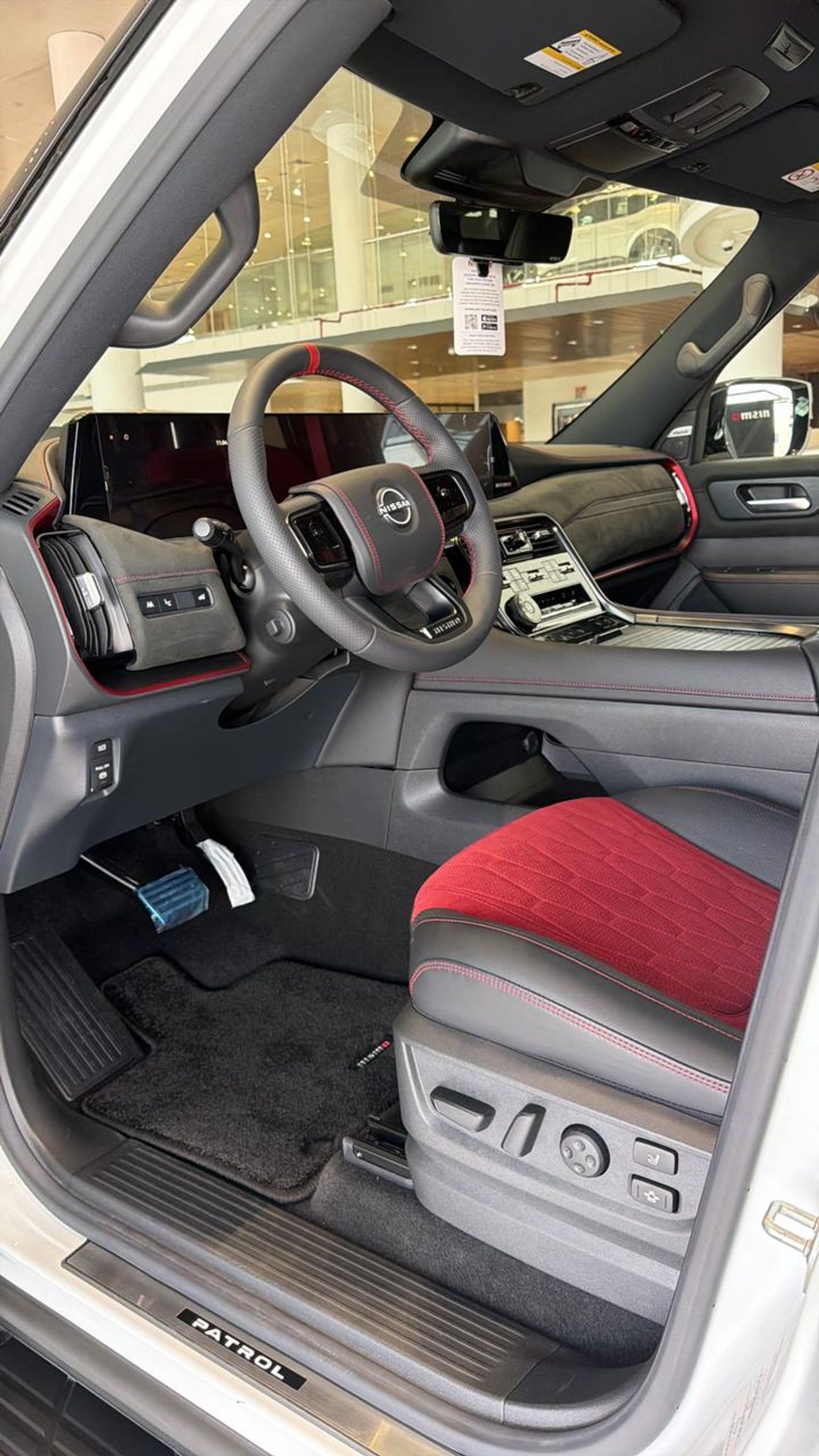 Nissan Patrol Nissan NISMO 3.5-LITER DOHC, V6, CVTCS, DIG TWIN TURBO ENGINE