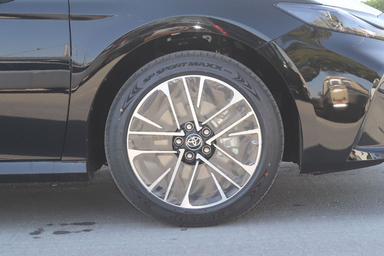 تويوتا كامري 2026 Model Toyota Camry GLE, 2.5L Petrol 2WD A/T