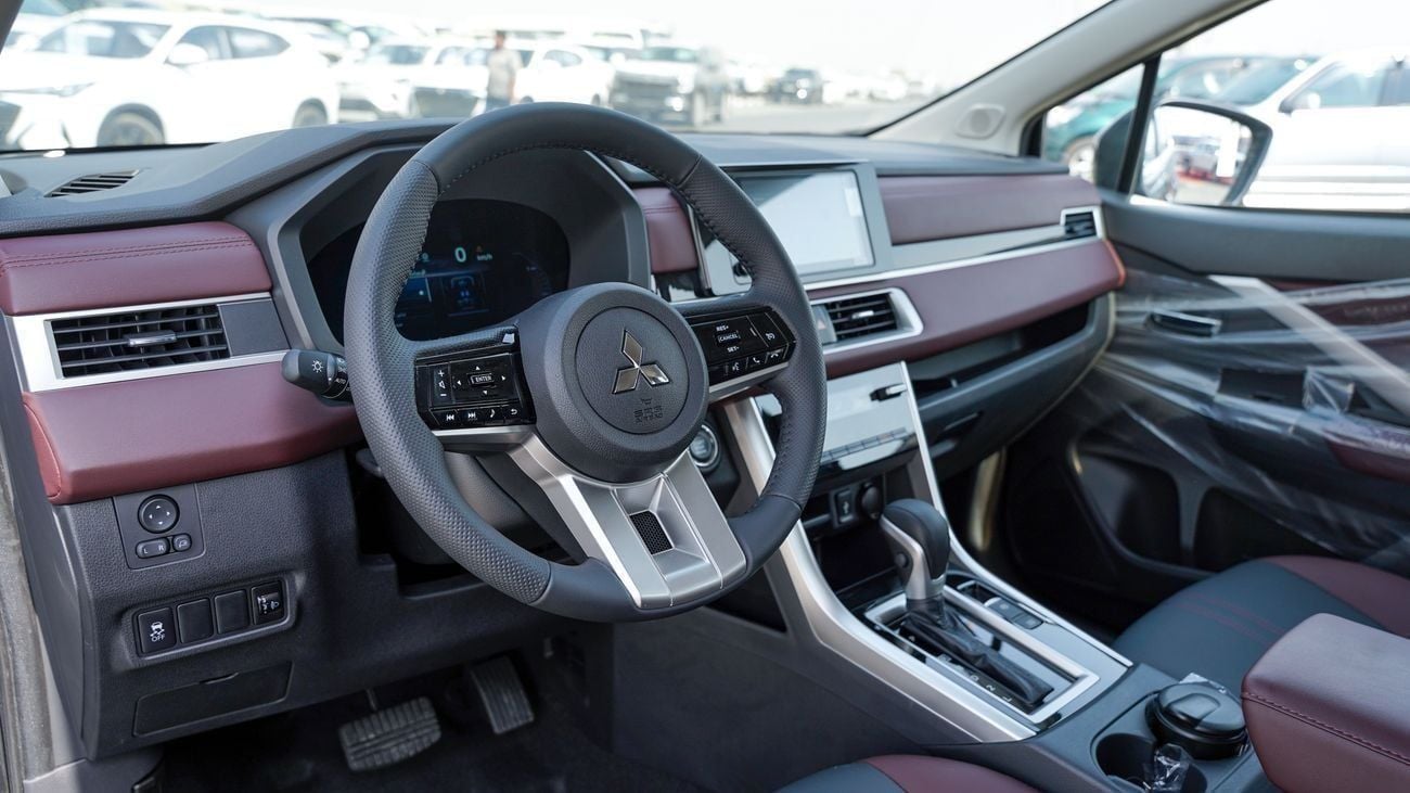 Mitsubishi Xpander Cross Brand New 2026 Mitsubishi Xpander Cross Premium (N-XP-CR-1.5-P-26) 1.5L | 7-Seater SUV | GCC Spec |