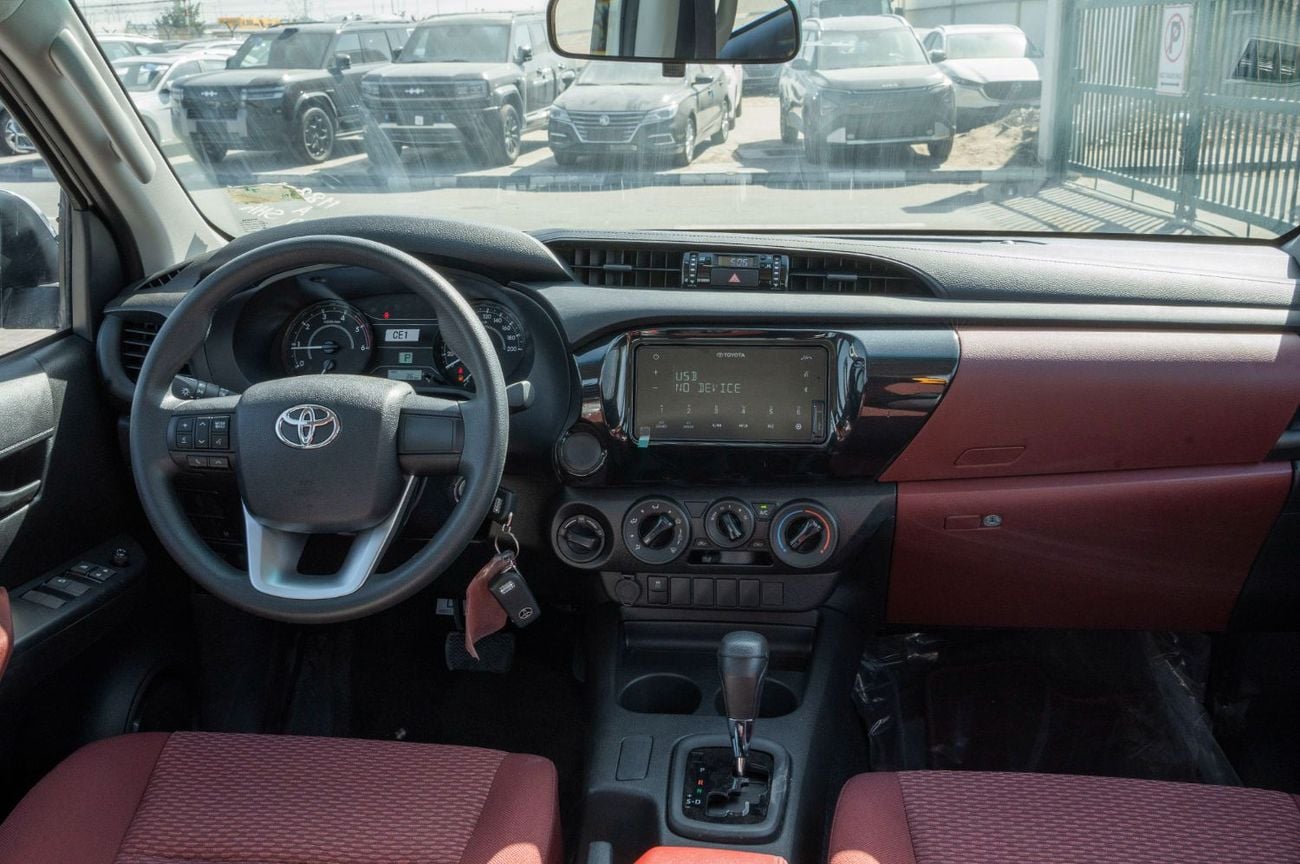 تويوتا هيلوكس DLX 2026 Toyota Hilux DLX 2.4L AT Diesel