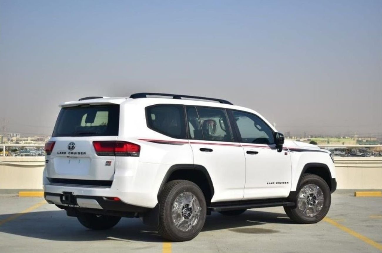 Toyota Land Cruiser 300 GR-SPORT V6 3.3L DIESEL TWIN TURBO 7 SEAT AUTOMATIC