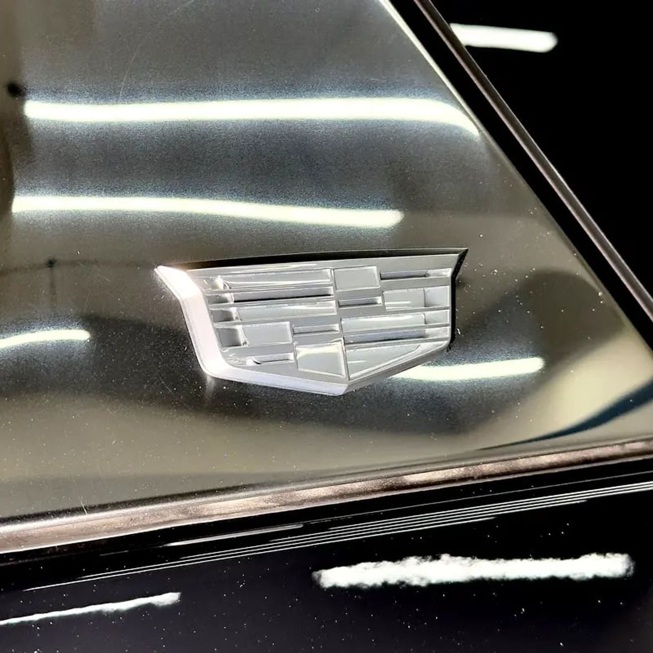 كاديلاك إسكالاد Premium Luxury 6.2L 4WD Premium Luxury